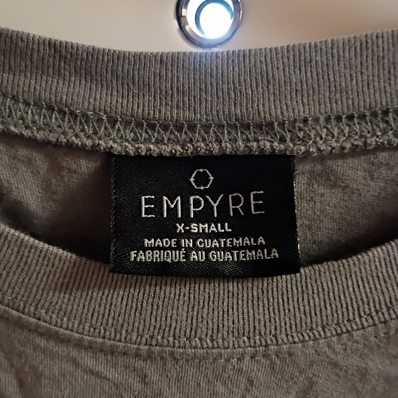 2/$10 Crying Devil Cropped Grunge Tee Size XS - Picture 3 of 6